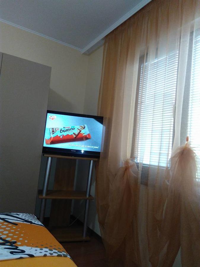 Dom Eli Apartment Pomorie Bagian luar foto